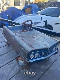 Vintage 1960's Murray Parkleigh Pedal Car