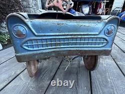 Vintage 1960's Murray Parkleigh Pedal Car