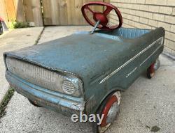 Vintage 1960s 32 Murray Charger Pedal Car Ride On Toy