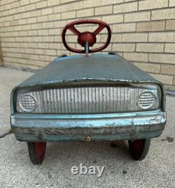 Vintage 1960s 32 Murray Charger Pedal Car Ride On Toy