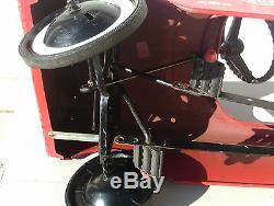 Vintage 1960s AMF #503 Pedal Car