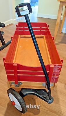 Vintage 1980's Town & Country Radio Flyer Red Wagon