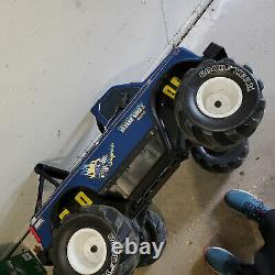 Vintage 1990s Power Wheels Bigfoot Big Foot Ford 4x4x4 Monster Truck Ride On Toy