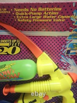 Vintage 1993 Larami Super Soaker Bow & Arrow Item #9893-0 Water Gun NOS in Box