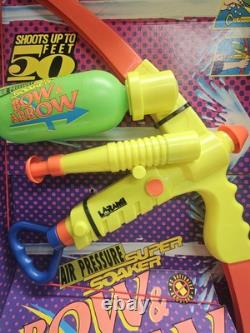 Vintage 1993 Larami Super Soaker Bow & Arrow Item #9893-0 Water Gun NOS in Box