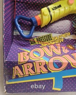 Vintage 1993 Larami Super Soaker Bow & Arrow Item #9893-0 Water Gun NOS in Box