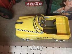 Vintage 2009 Yellow Taxi Cab Child's Pedal Car Near Mint Condition 34 X 16 Nice