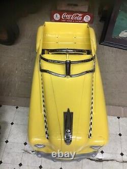 Vintage 2009 Yellow Taxi Cab Child's Pedal Car Near Mint Condition 34 X 16 Nice