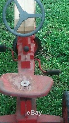 Vintage 800 CASE -o MATIC Pedal tractor WithTrailer for comfort