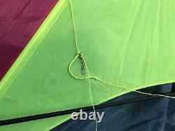 Vintage 8 Dual Line Delta Stunt Sport Kite With Line, Handles & Bag USA Mint