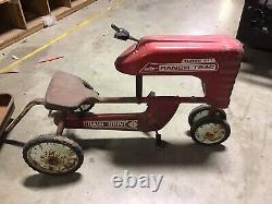 Vintage AMF Ranch Trac Turbo 517 Pedal Tractor + Trailer Ride-On Toy Display Red