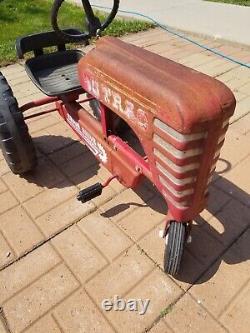 Vintage AMF Red Metal Go Trac Chain Drive Pedal Tractor, great