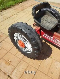 Vintage AMF Red Metal Go Trac Chain Drive Pedal Tractor, great