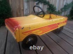 Vintage AMF SPORT GT YELLOW Pedal Car Metal Riding Hot Rod Automobile