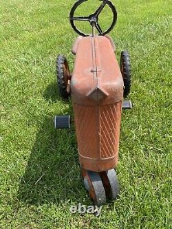 Vintage Allis Chalmers Ride On D14 Farm Pedal Tractor Toy