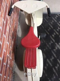 Vintage Antique Red Super Sonda Chain Drive Scooter Child's Pedal Car Vespa