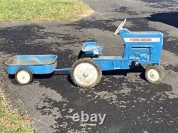 Vintage Blue Ford 8000 Pedal Car Tractor ERTL F68 With trailer All Original