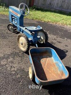 Vintage Blue Ford 8000 Pedal Car Tractor ERTL F68 With trailer All Original