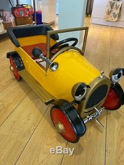 Vintage Brum pedal car ride-on kids car