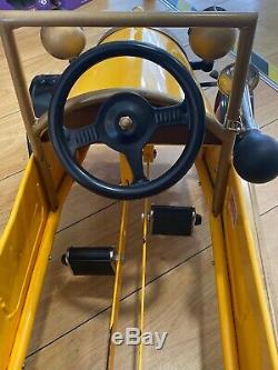 Vintage Brum pedal car ride-on kids car