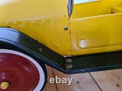 Vintage Children's Classic Harry Pedal Car Yellow Great Gizmos Brum