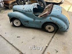 Vintage Collector Amusement Ride Austin J40 Pedal Car