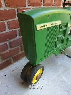 Vintage ERTL John Deere 20 Pedal Tractor D-63