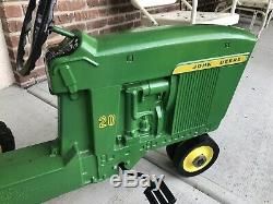 Vintage ERTL John Deere 20 Pedal Tractor Model D-65 Restored