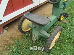 Vintage ERTL John Deere 520 Pedal Tractor