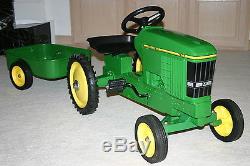 Vintage ERTL John Deere 7600 Pedal Tractor & trailer