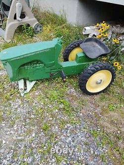 Vintage ERTL pedal Tractor