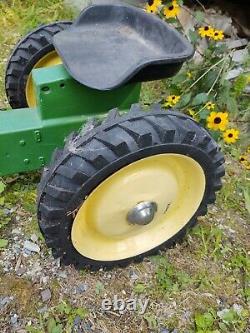 Vintage ERTL pedal Tractor