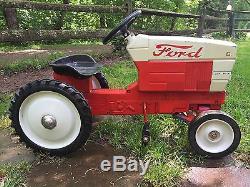 Vintage Ertl Ford Pedal Tractor