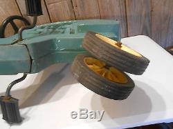 Vintage Ertl John Deere Cast Aluminum Pedal Tractor Model 520