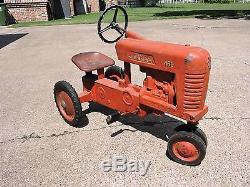 Vintage Eska International Harvester Farmall 400 Pedal Tractor