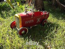 Vintage FORD Fire Engine Pedal Car Classic Toy Fire engine Red 1970 or later