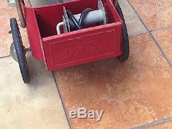Vintage FORD Fire Engine Pedal Car Classic Toy Fire engine Red 1970 or later