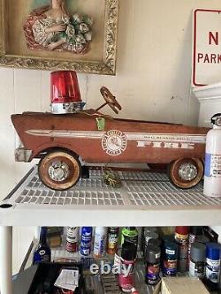 Vintage Fire Truck Chief Pedal Car Patina Murray Ball Bearing Drive 1960's Orig