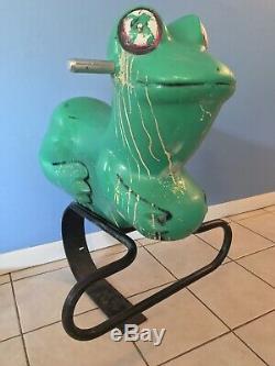 Vintage Frog Animal Playground Spring Rider Ride (36 Tall)