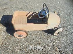 Vintage Full Size Pedal Car (year Unknown)