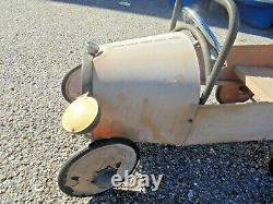 Vintage Full Size Pedal Car (year Unknown)