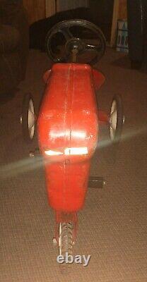 Vintage Hamilton RED Pedal Tractor Rare Hamilton Steel Products INC Clean