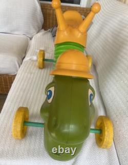 Vintage Hasbro Inchworm 1970s Original Kids Ride On Toy Clickety Sound Works