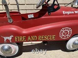 Vintage InStep, Fire and Rescue, Engine No. 7 Peddle Car Model