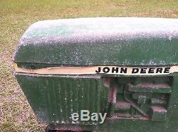 Vintage JOHN DEERE model 520 ERTL Pedal Tractor and Wagon