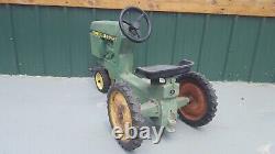 Vintage John Deere ERTL Model No. 520 Pedal Toy Tractor Original Cast Aluminum