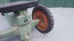 Vintage John Deere ERTL Model No. 520 Pedal Toy Tractor Original Cast Aluminum