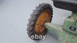 Vintage John Deere ERTL Model No. 520 Pedal Toy Tractor Original Cast Aluminum