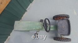 Vintage John Deere ERTL Model No. 520 Pedal Toy Tractor Original Cast Aluminum