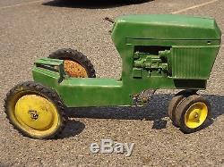 Vintage John Deere Model 520 Ertl Pedal Tractor